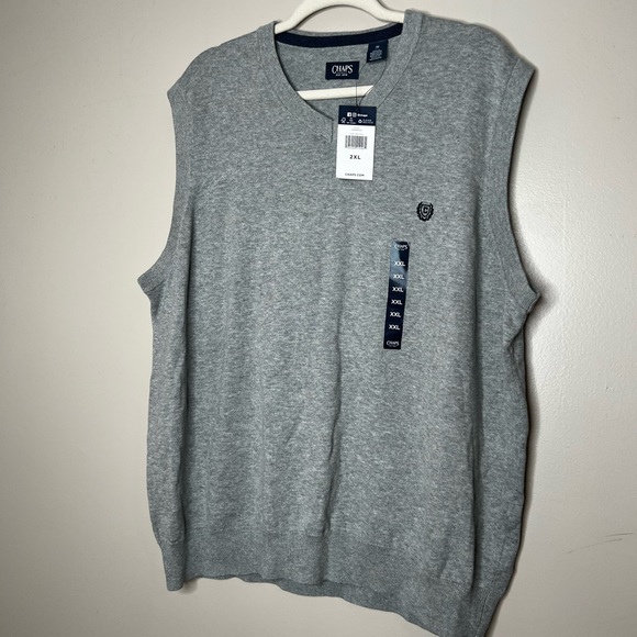 NWT Chaps Men's Light Heather Gray V Neck Sweater Vest Preppy Casual 2XL - Picture 3 of 8